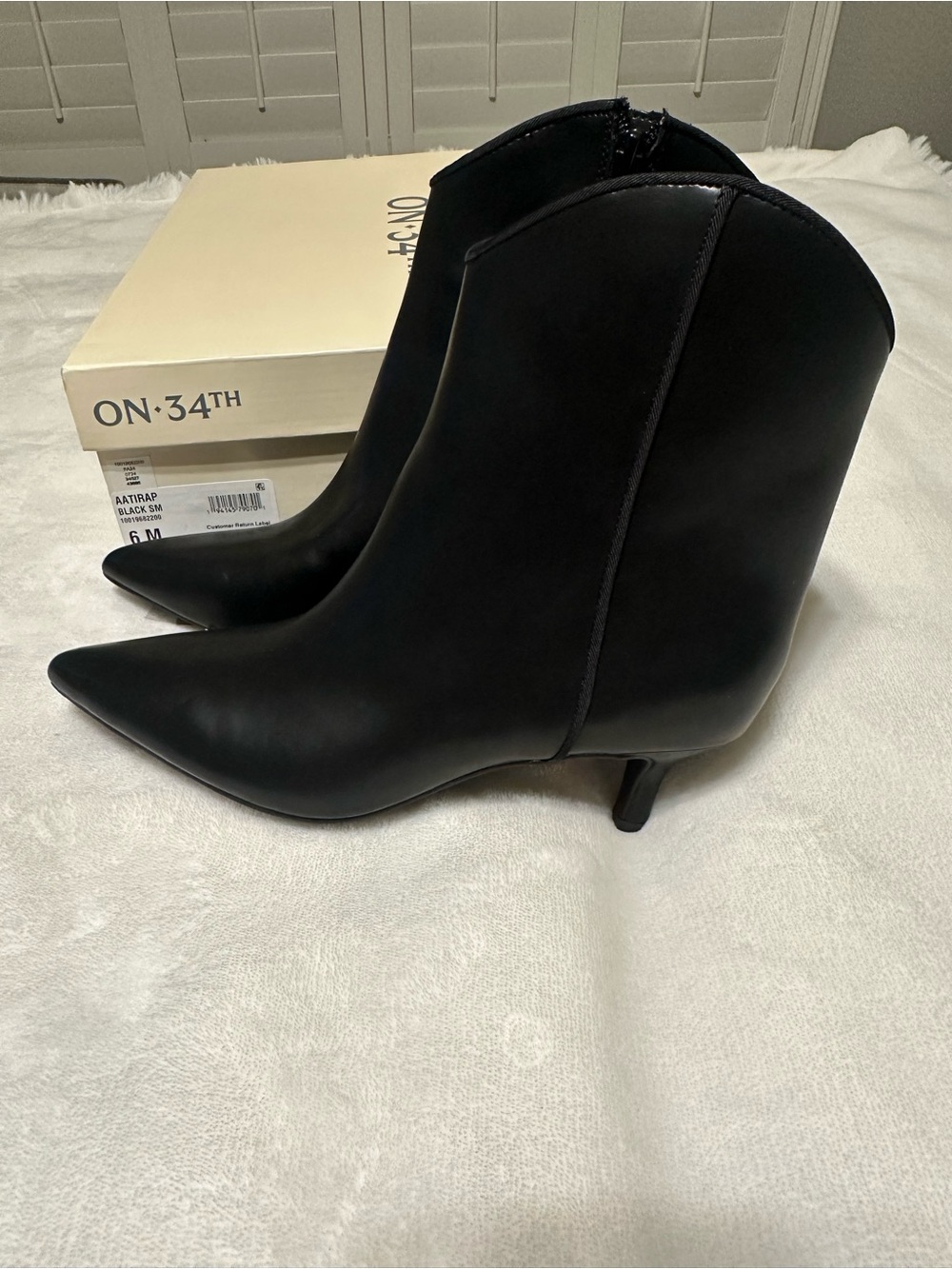 On 34th ankle booties size 6 NIB